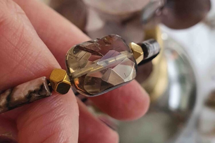 Shiori: joyería slow, la verdadera naturaleza de las piedras