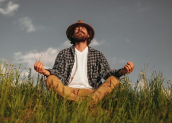 como meditar en un minuto